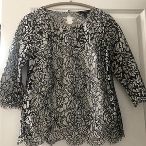 Beautiful Banana Republic lace top size Petite small